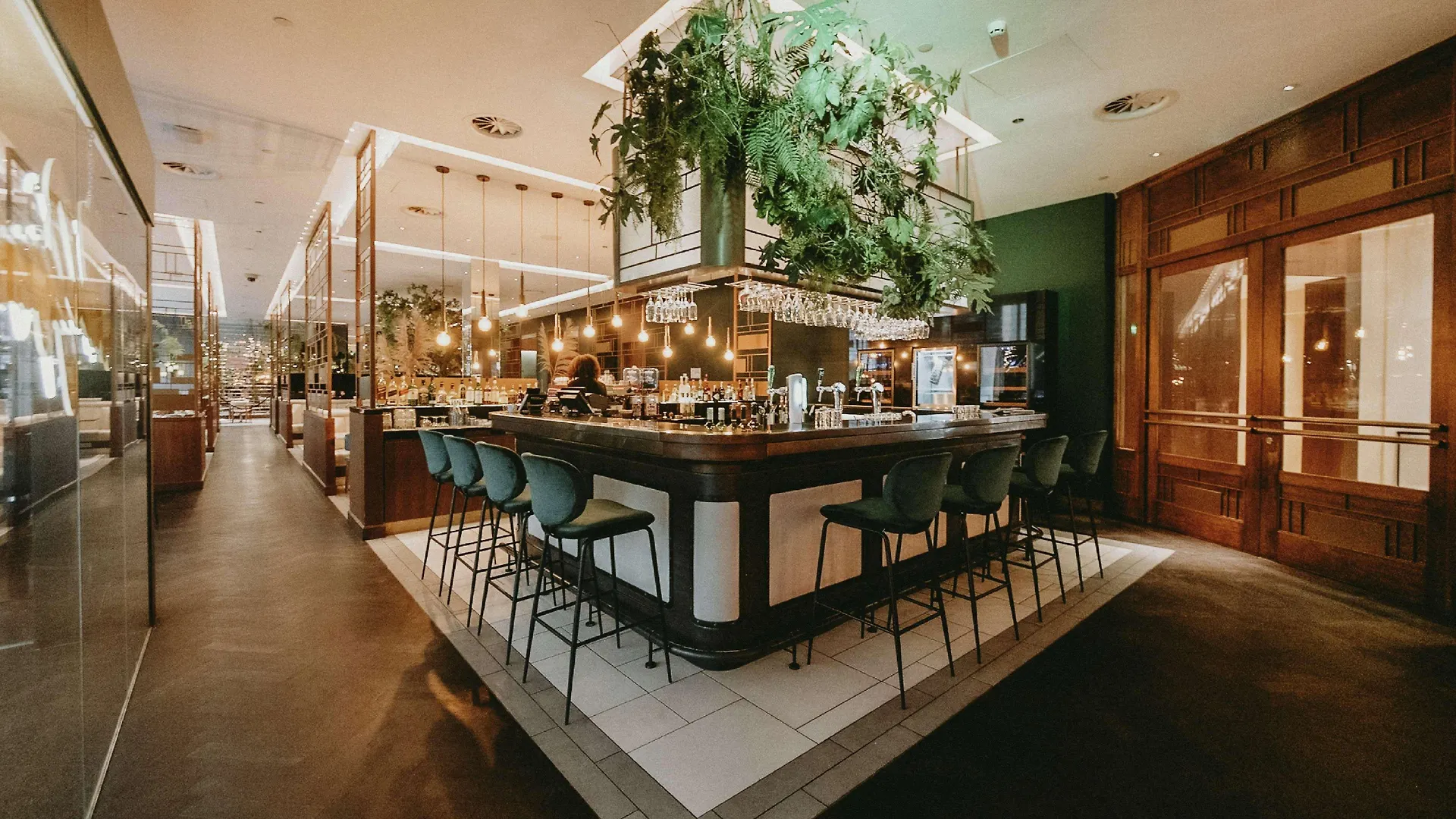 *****  Hotel Hilton Rotterdam Nizozemsko