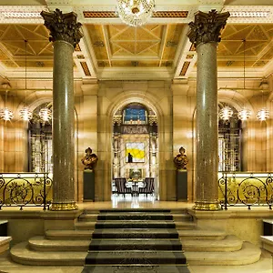 Hotell Hilton Opera ****